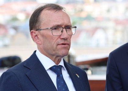 Norwegian Foreign Minister Espen Barth Eide speaking at a press conference