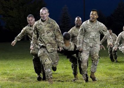 Colombian and United States soldiers training together at Tolemaida base.